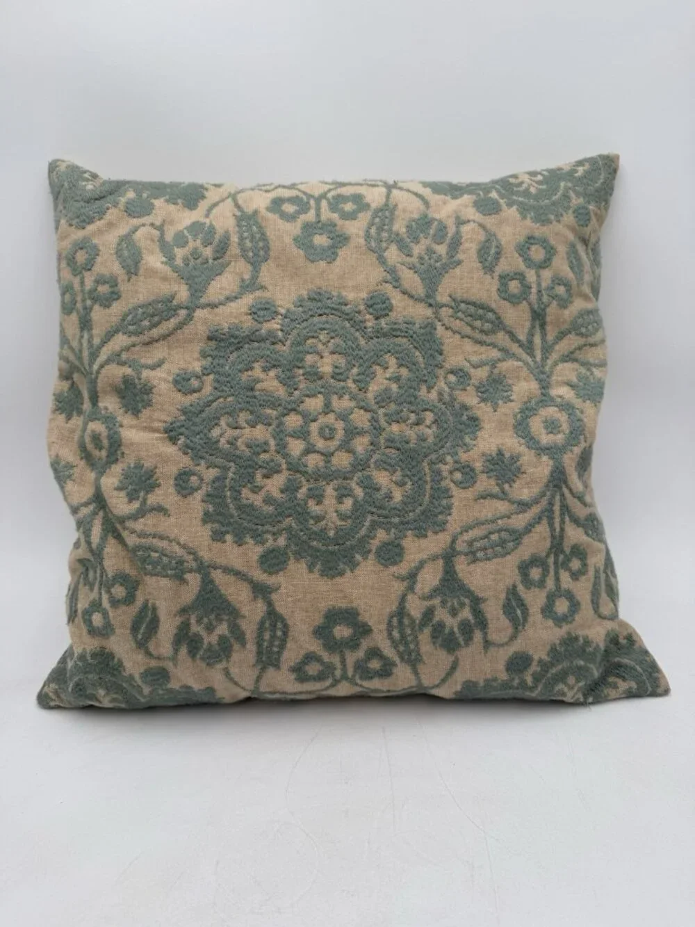 Pottery Barn 18 x 18 Woven Textured Pillow Covers Blue Tan Mandala Cotton Square